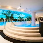 Hanza Black & White 17Th Floor Spa & Pool Free Parking By Stayly