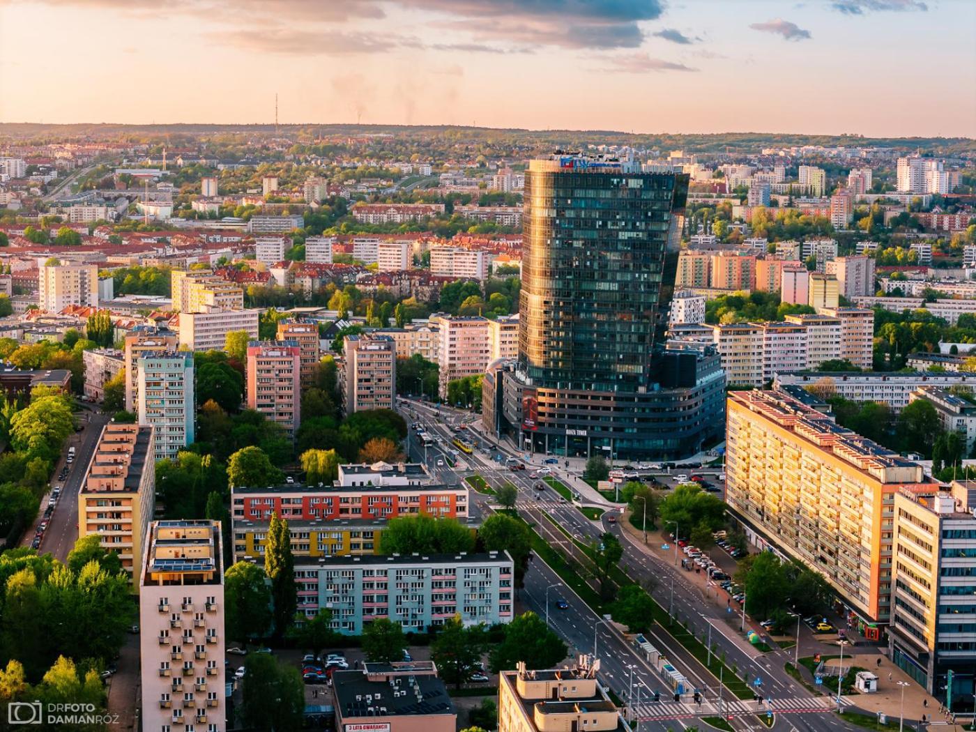 Apartment Hanza Black & White 17th Floor & Pool Free Parking By Stayly Stettin