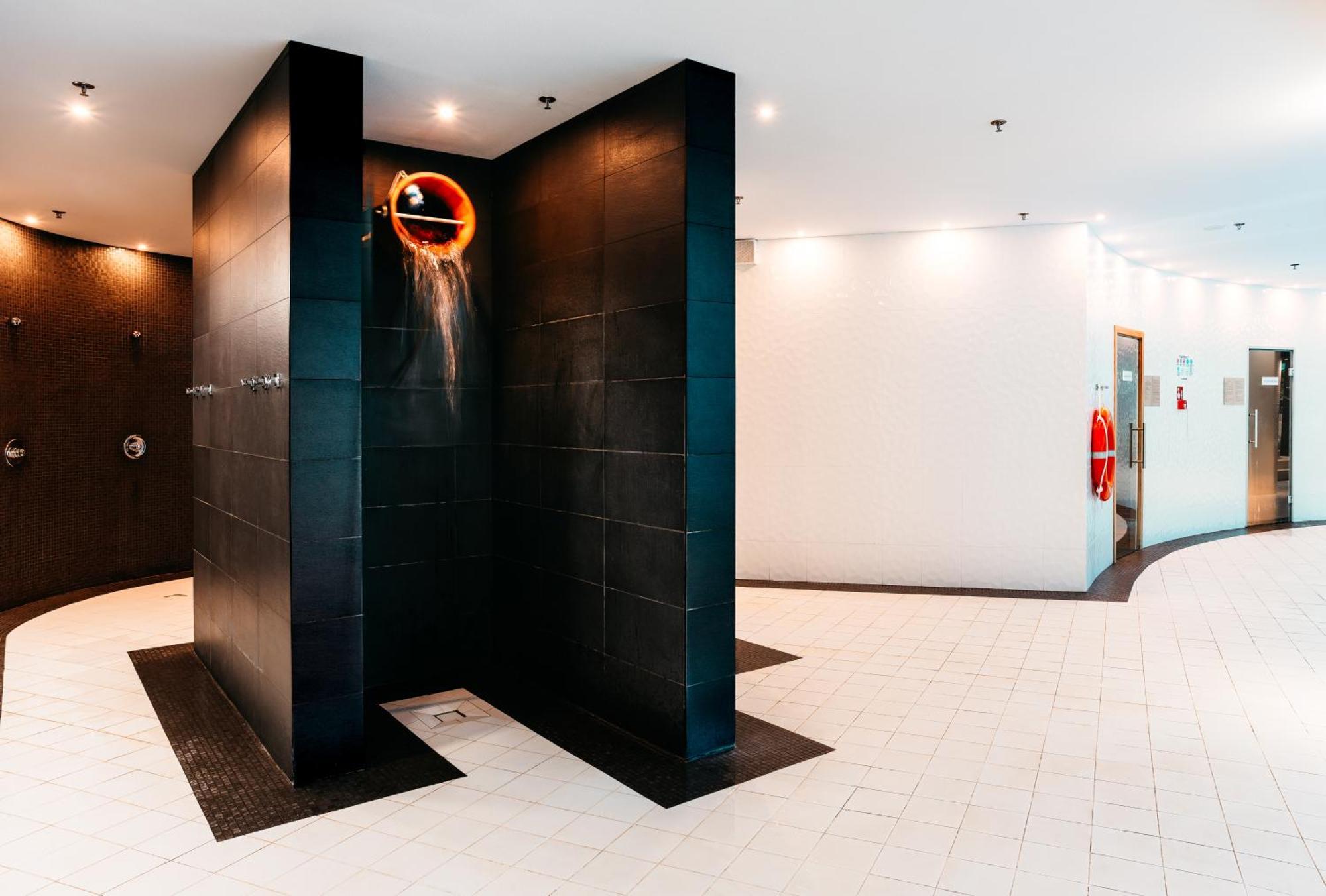 Hanza Black & White 17th Floor & Pool Free Parking By Stayly Apartament