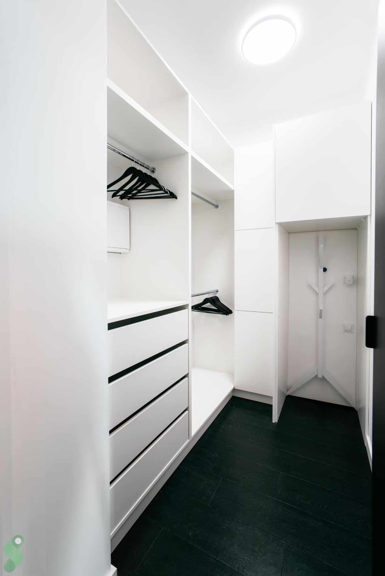 Hanza Black & White 17th Floor & Pool Free Parking By Stayly Apartment *